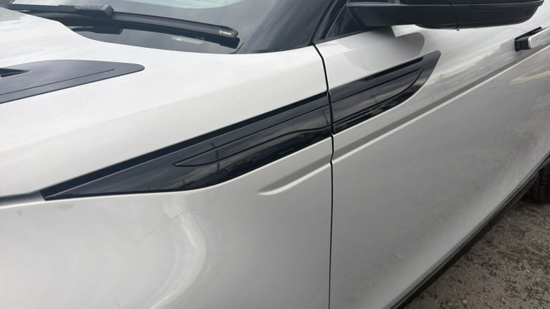 Land Rover Range Rover Evoque 2.0 D180 R-Dynamic HSE 5dr Auto Diesel Hatchback